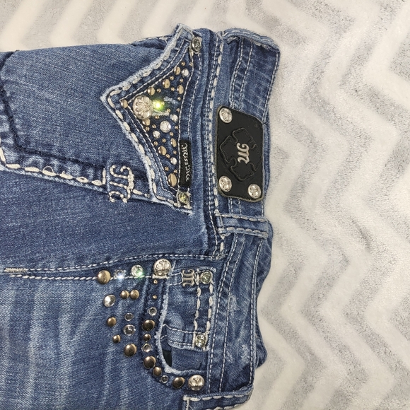 Miss Me bling jeans 28×33 - Picture 6 of 10